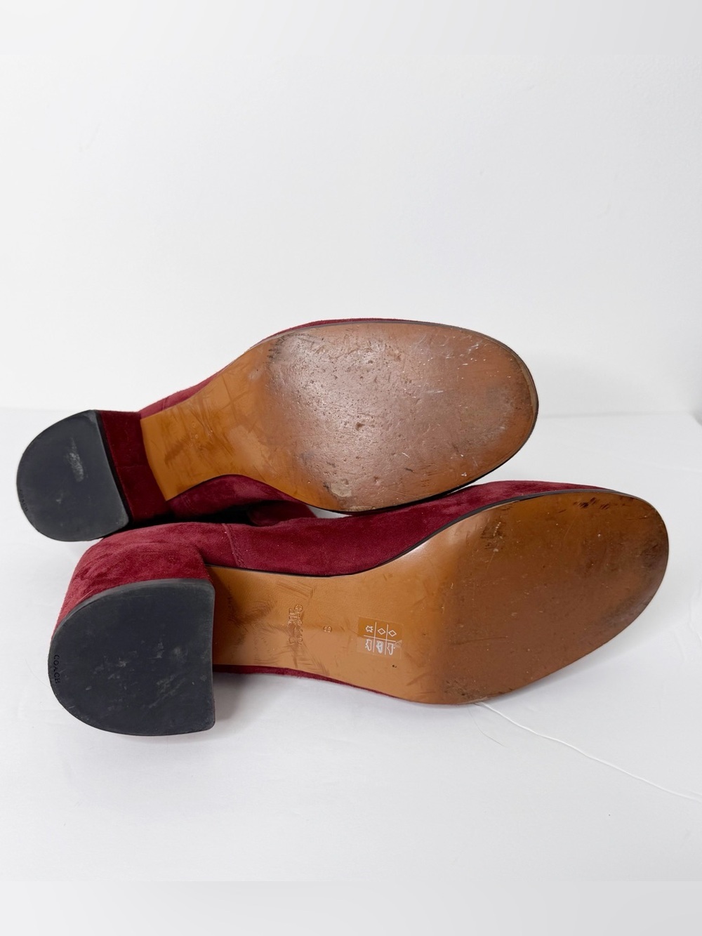 COACH | Ankle Slip On Suede Bootie Boots Shoes In Wine Burgundy Sz. 8 - Picture 5 of 7